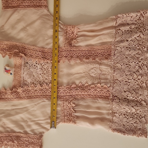 Johnny Was new light pink small embroidered blouse - Picture 9 of 10